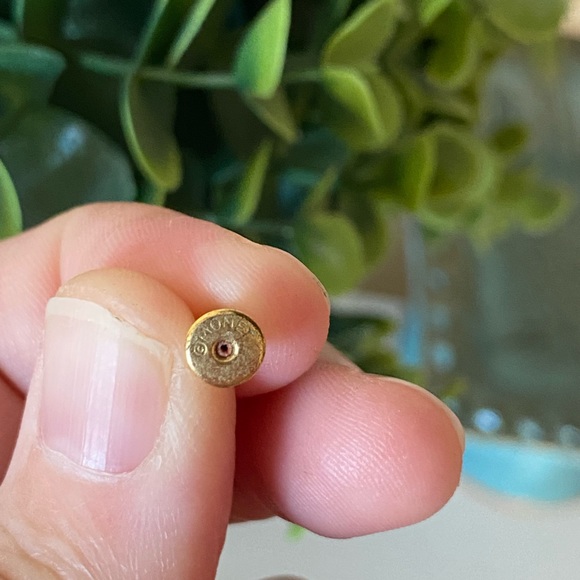 Vintage Monet Signed Open Heart Gold Tone Earrings 1” length rare - Picture 6 of 6